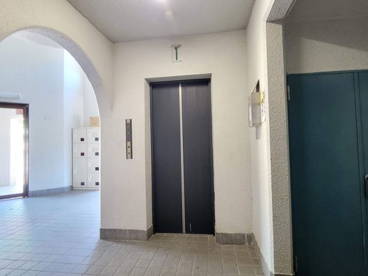 エレベーターホール