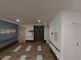明るく広々とした廊下
