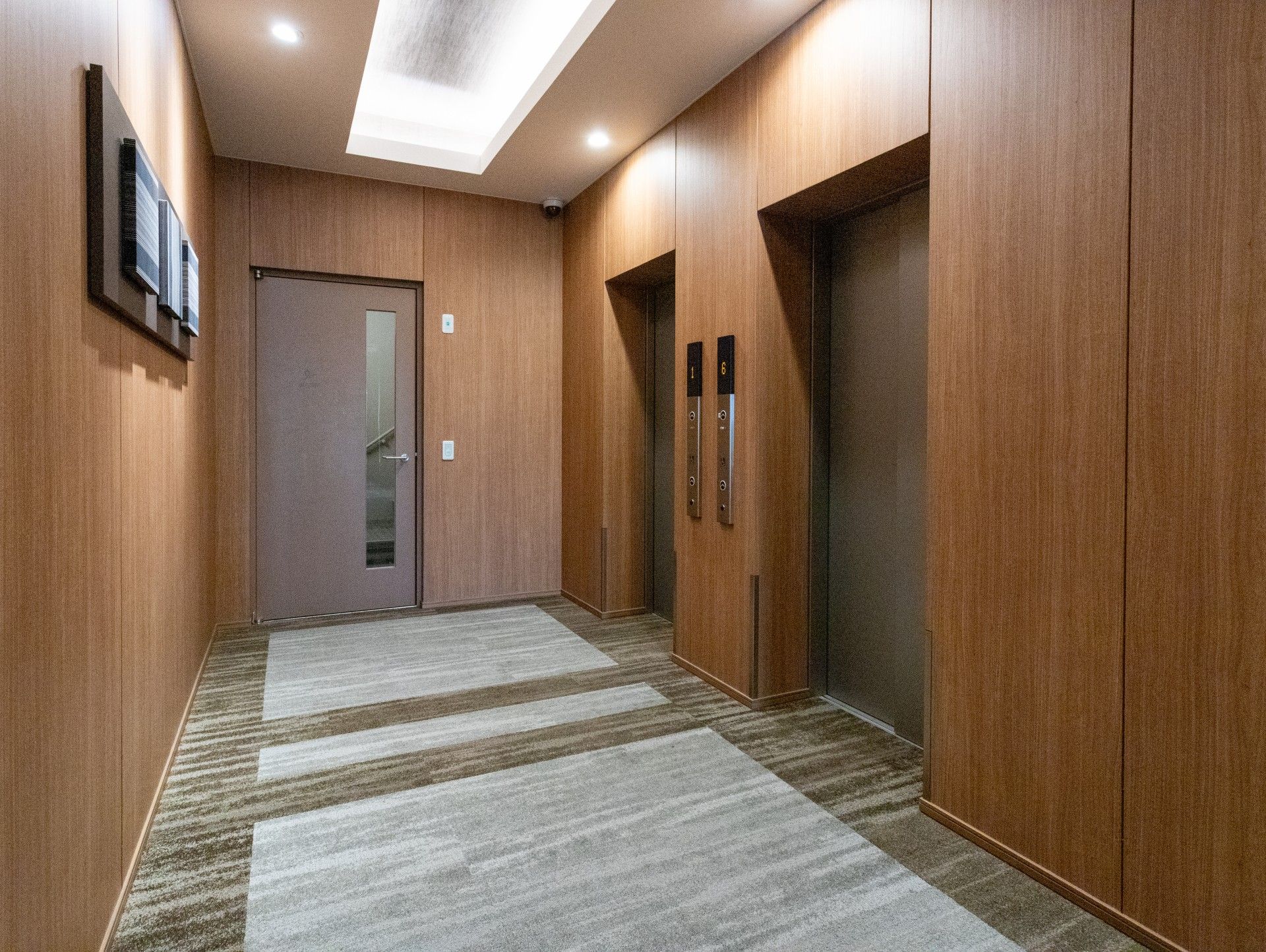 エレベーターホール