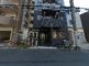 アクセス良好な立地の施設入口