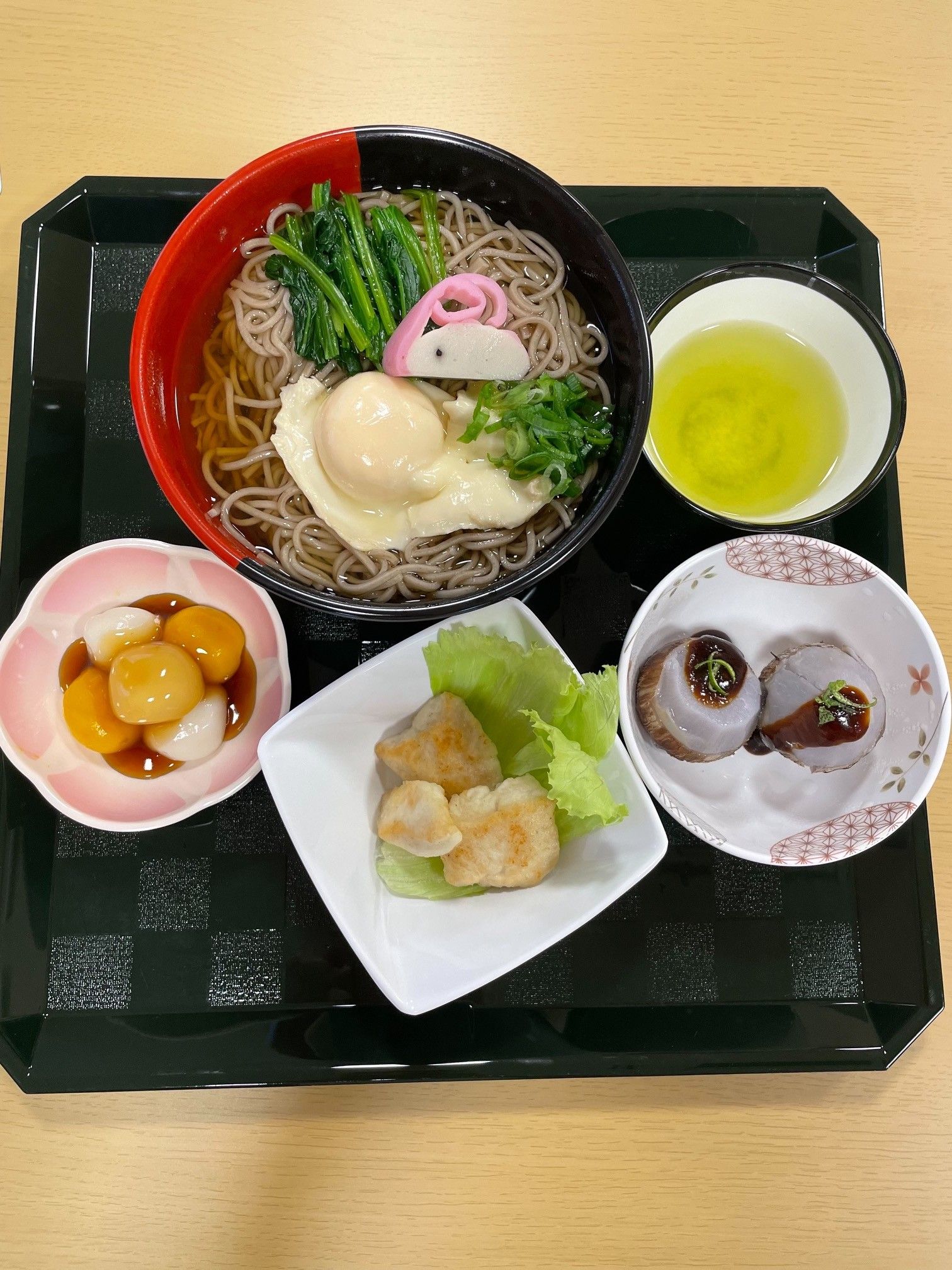 栄養満点の食事セット