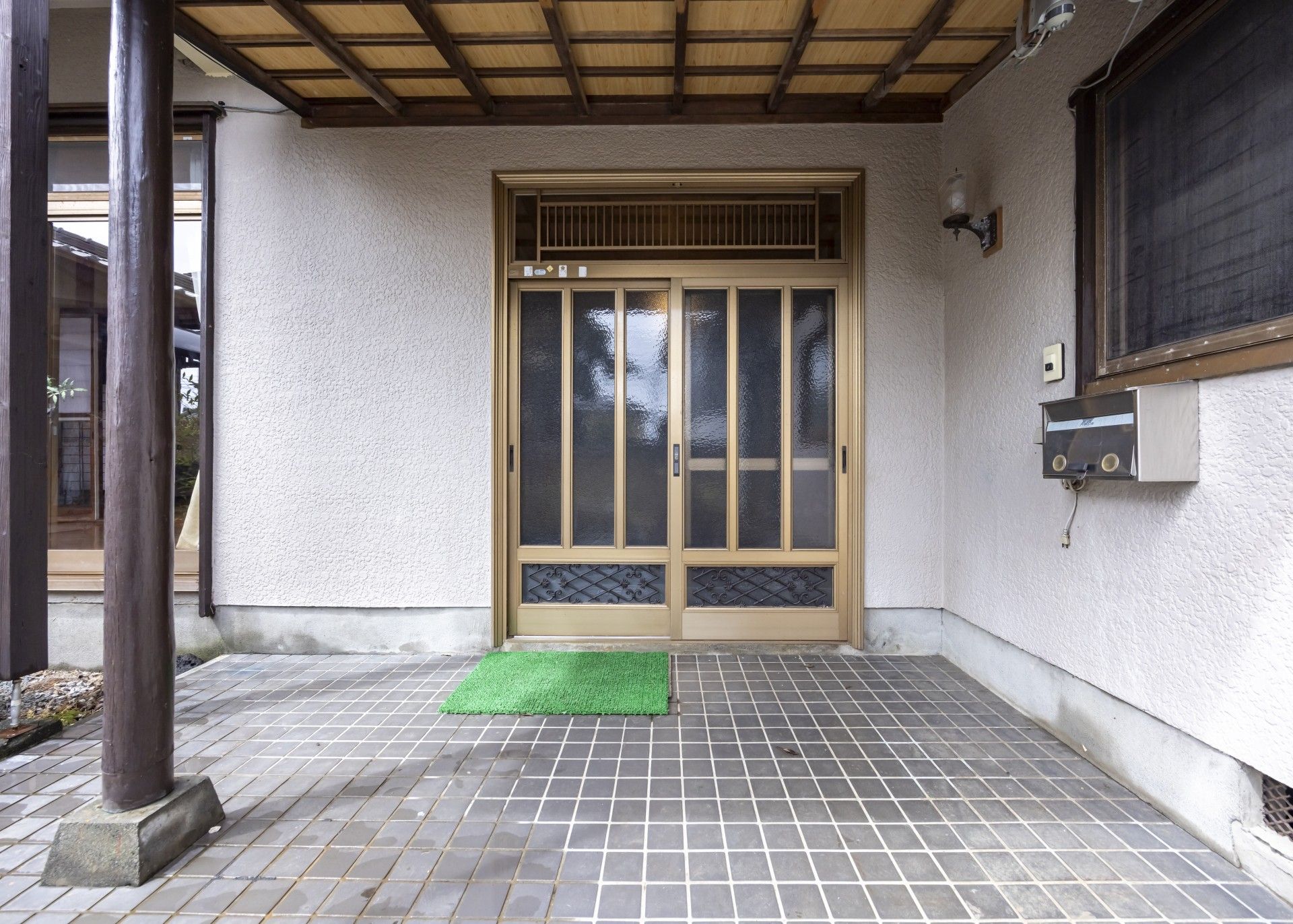 和風の落ち着いた玄関