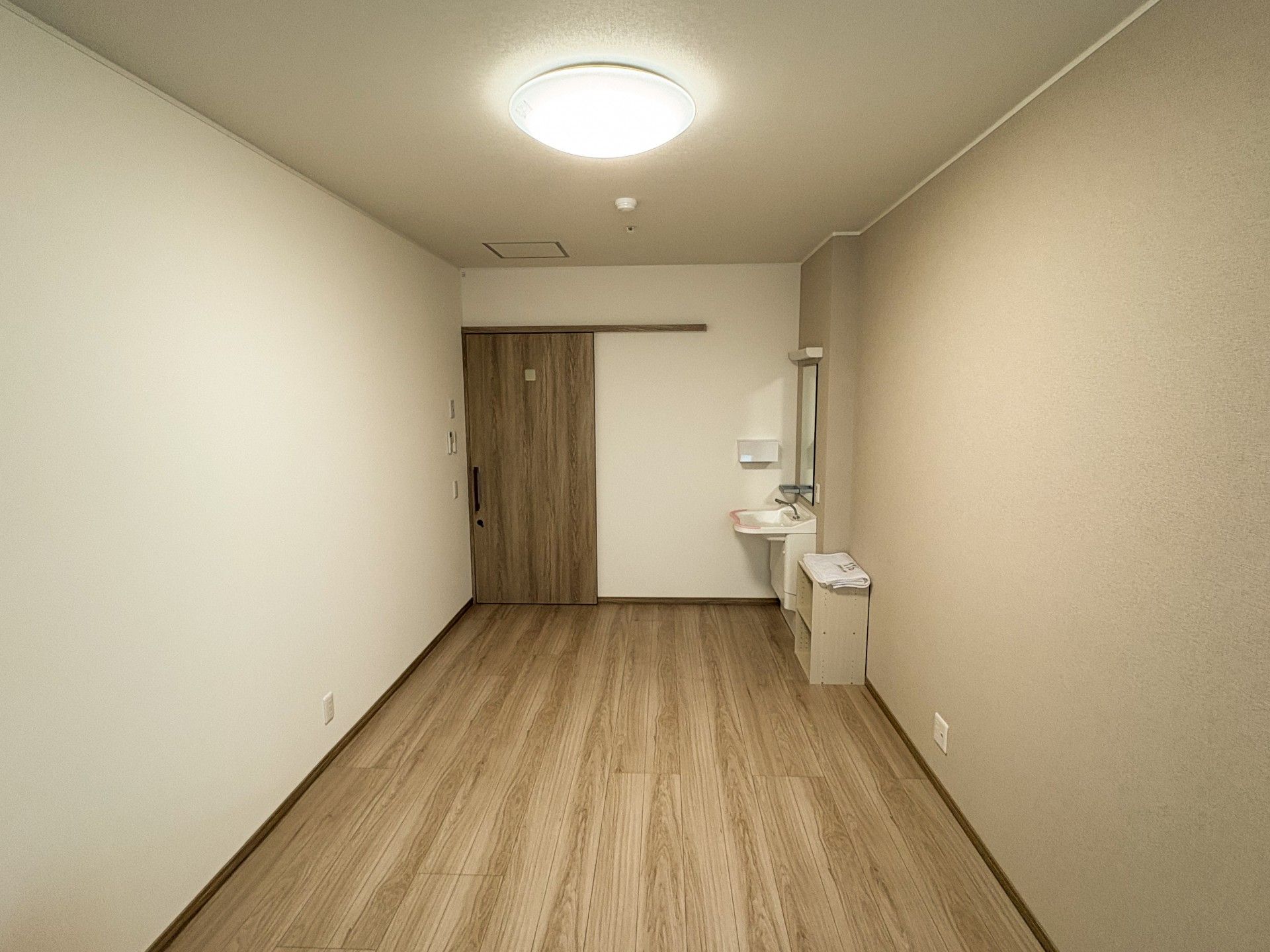 シンプルな個室