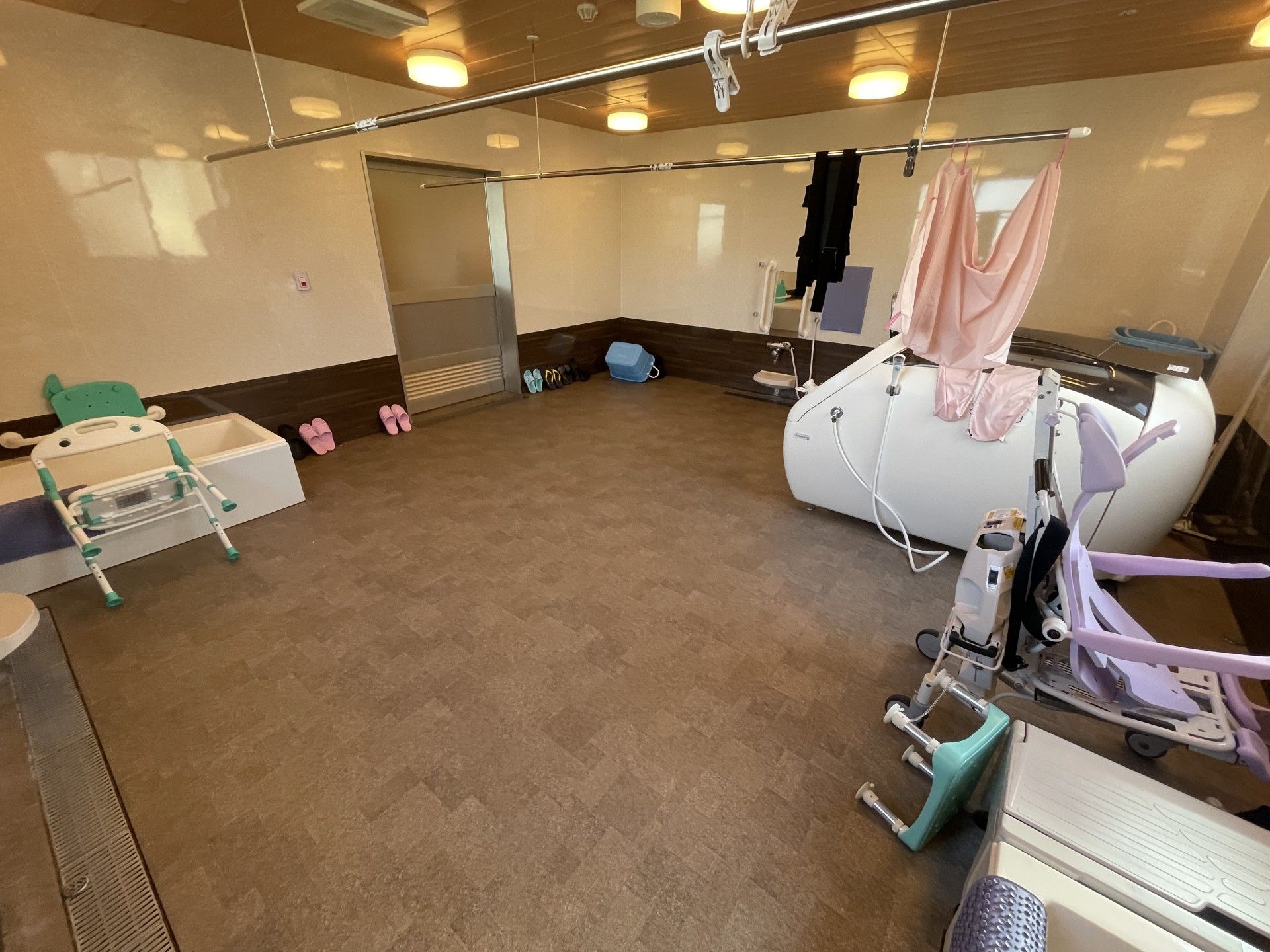 広い浴室の設備