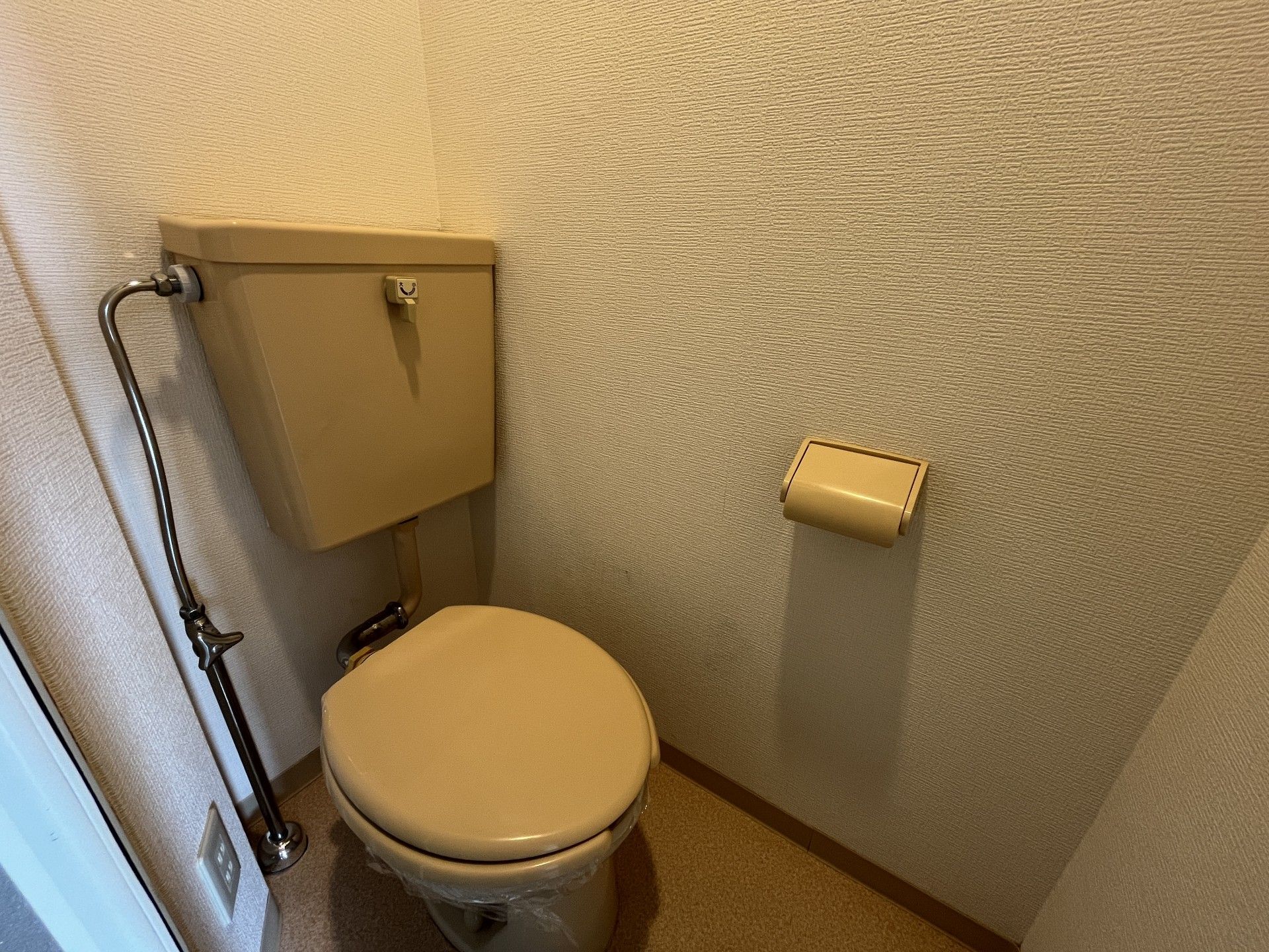 手すり付きトイレ空間