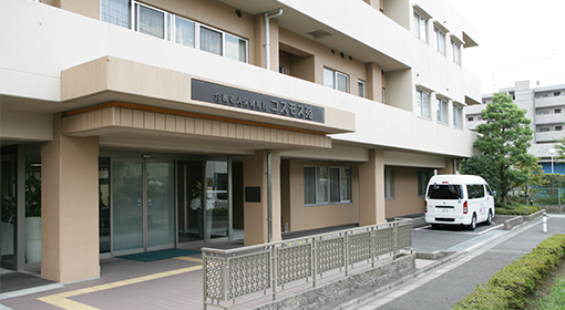 ゆったりとした玄関前