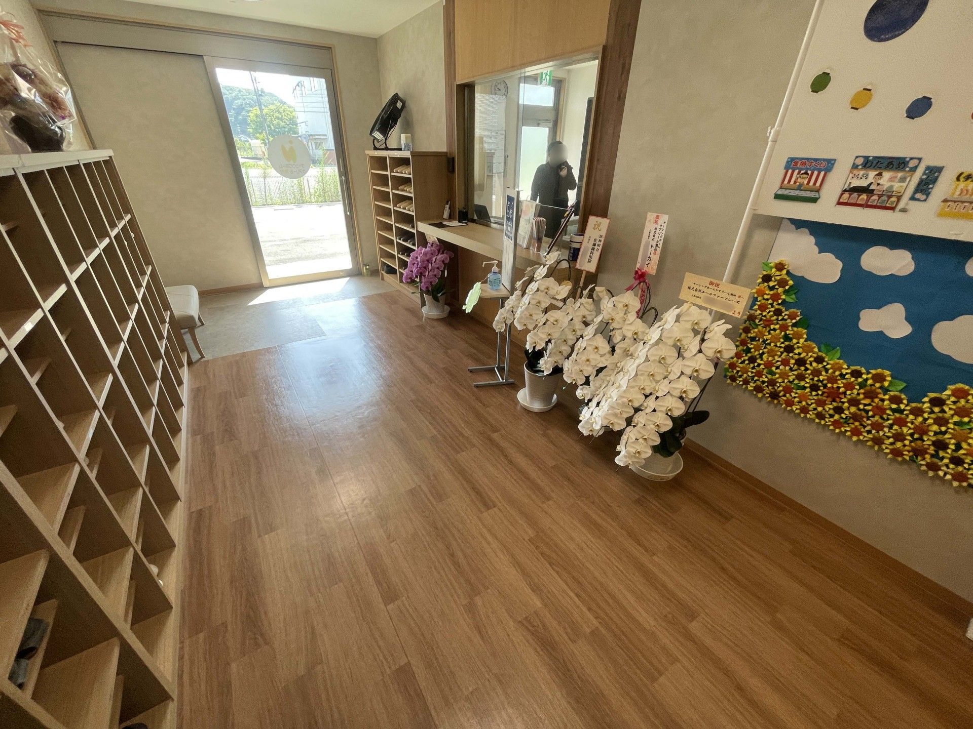 明るいエントランス