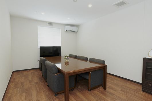 ファミリールーム洋室