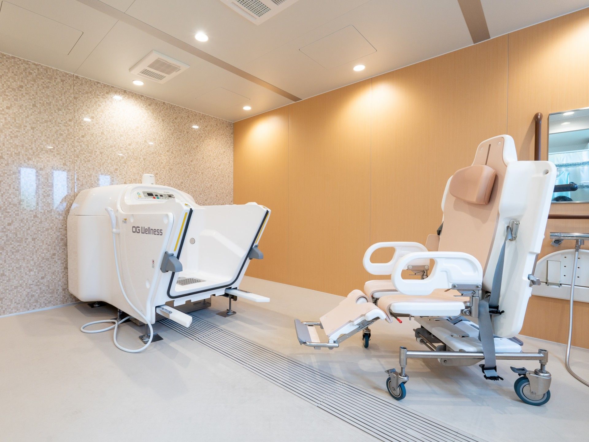 快適な入浴設備の部屋