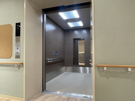 エレベーター