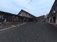 ゆったりとした敷地の施設外観