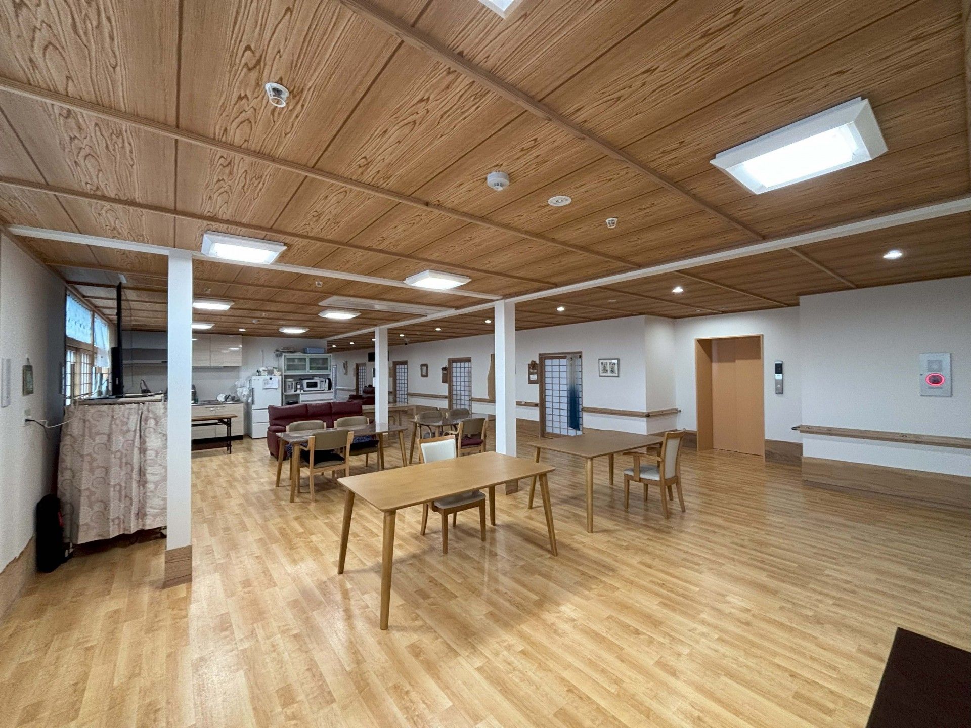 広々とした共有スペース