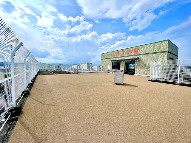 広々とした屋上テラス