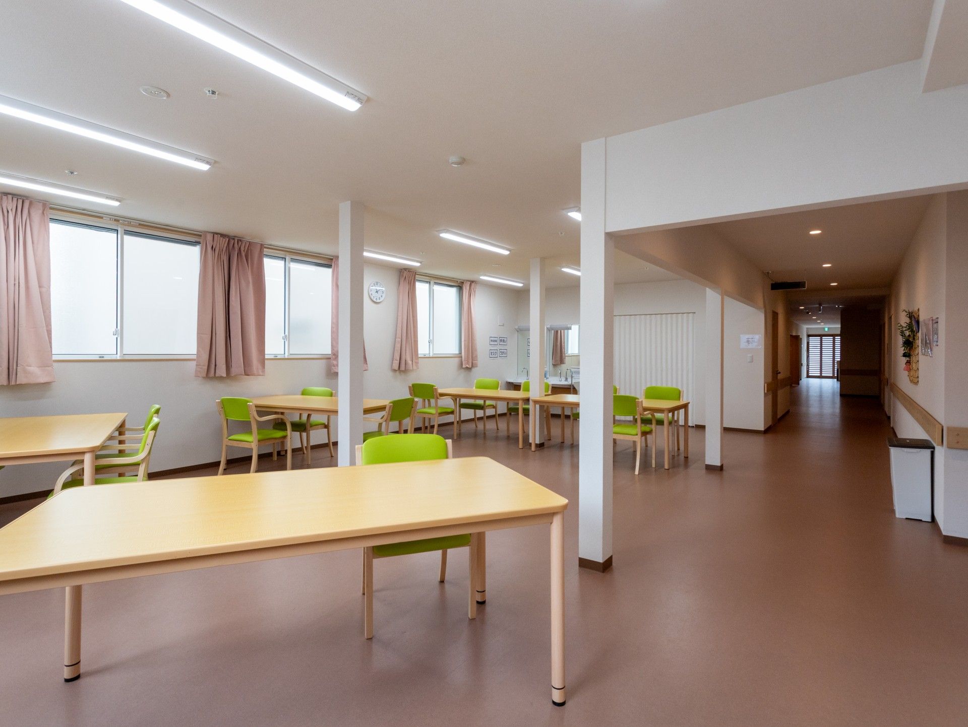 明るい共有スペース