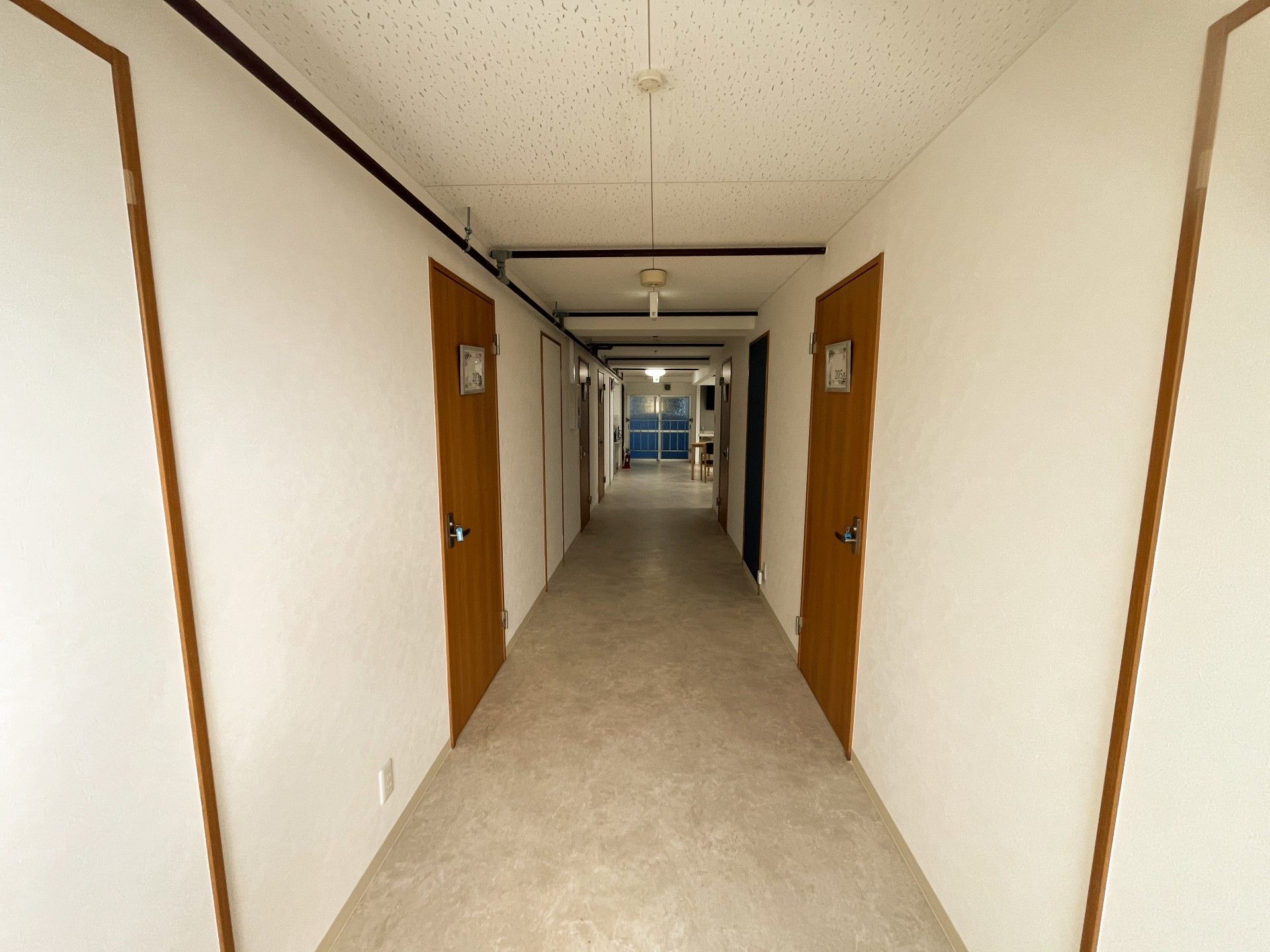長い廊下