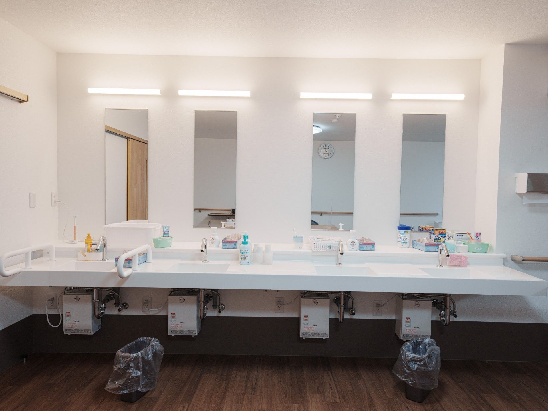 清潔な洗面エリア