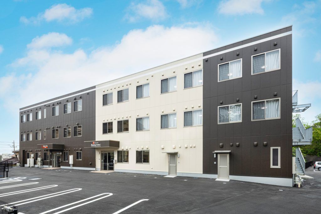 外階段のある建物