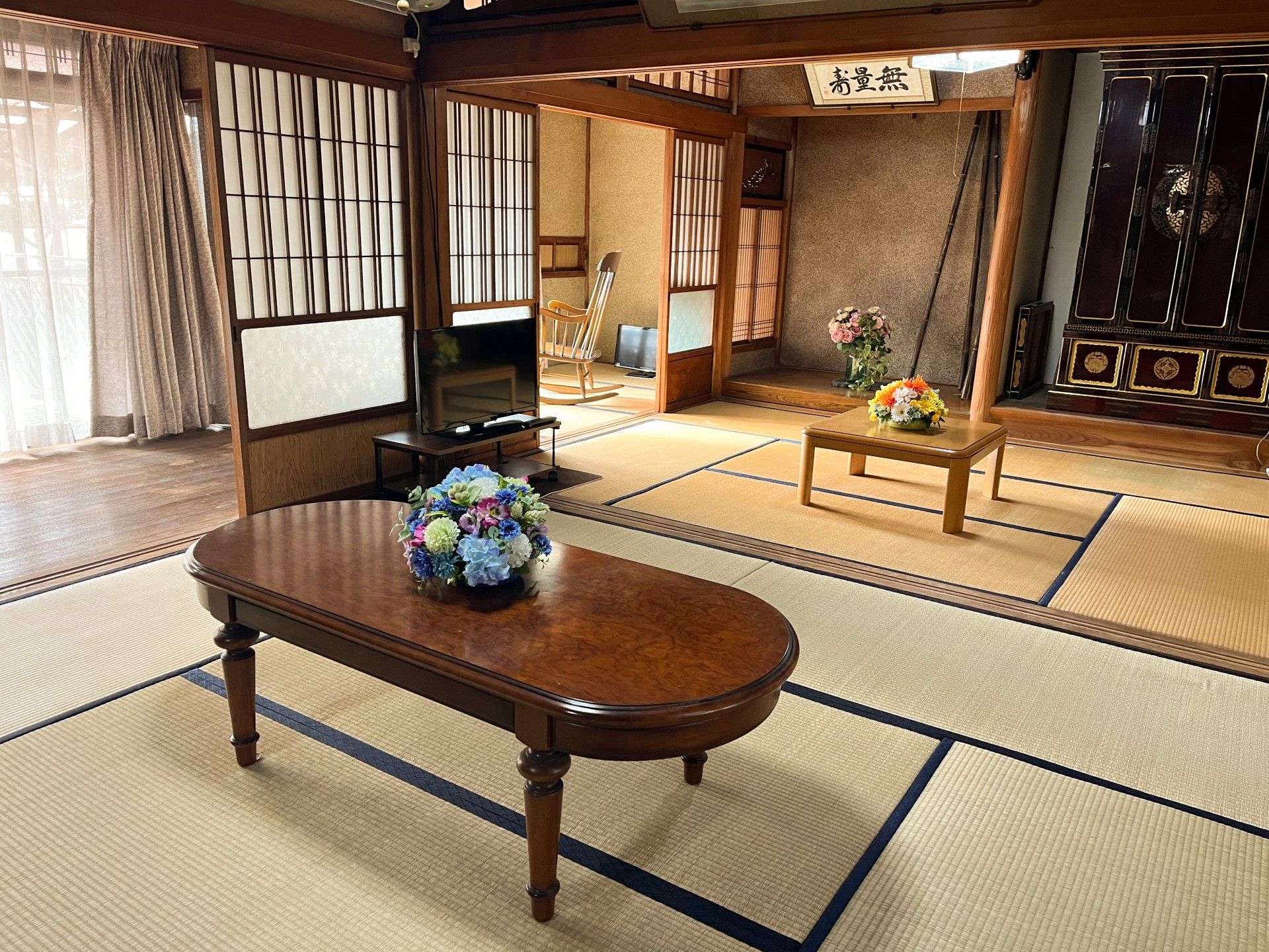 和風の落ち着いた居間