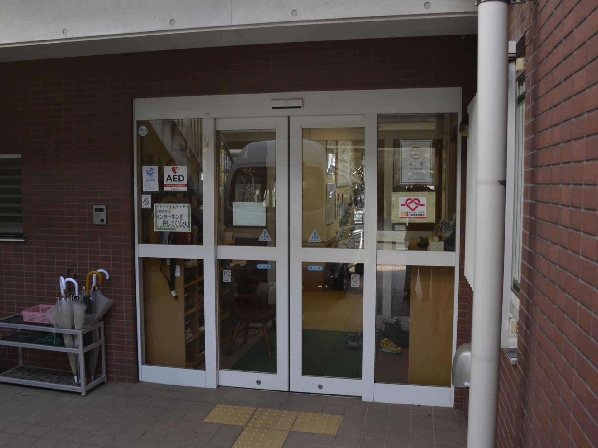 自動ドアの入口