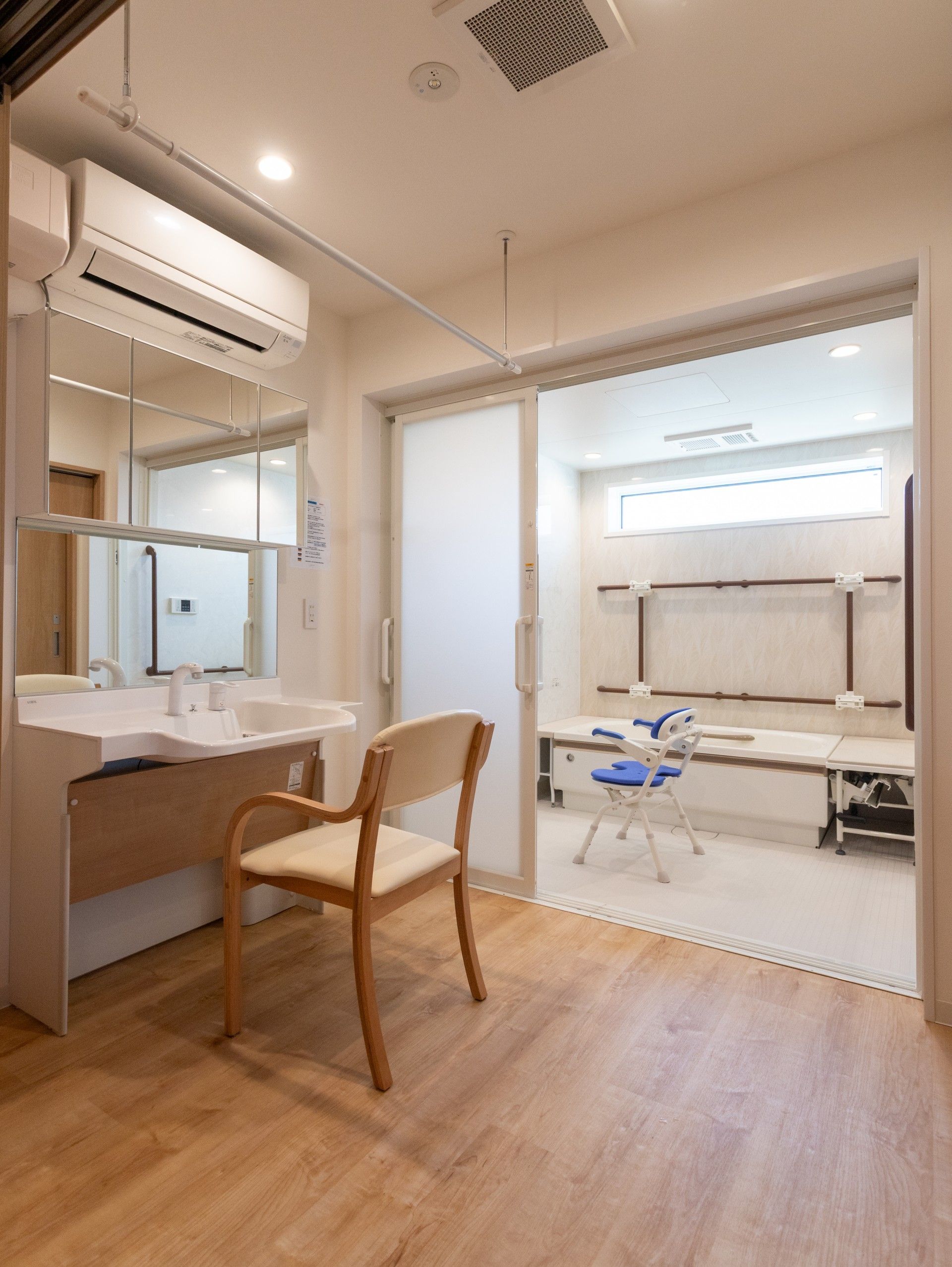 使いやすい洗面所と浴室