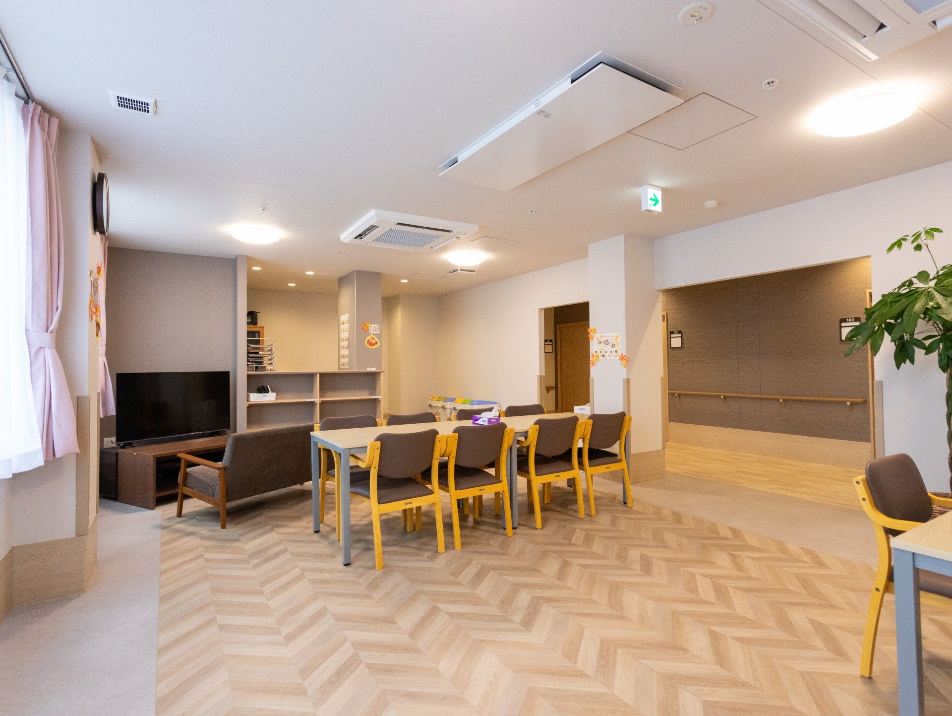 くつろぎの共有スペース