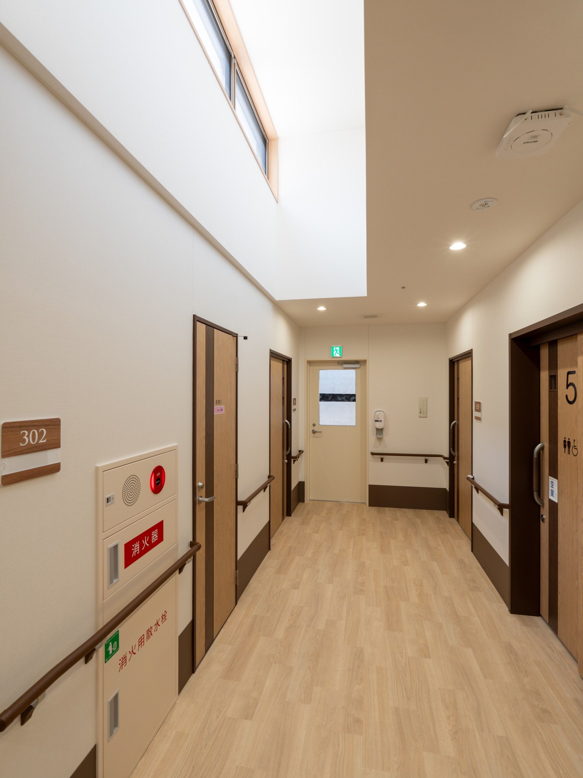 明るい廊下