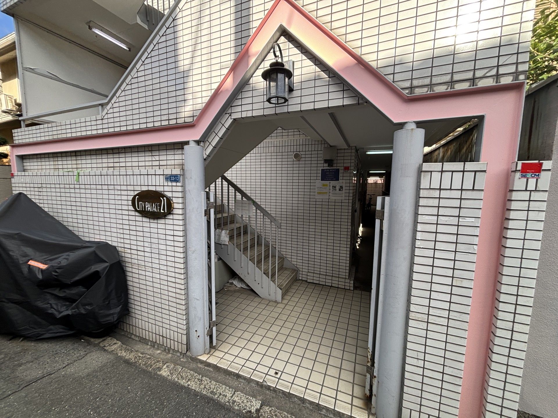 エントランスの階段
