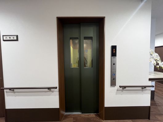 エレベーター