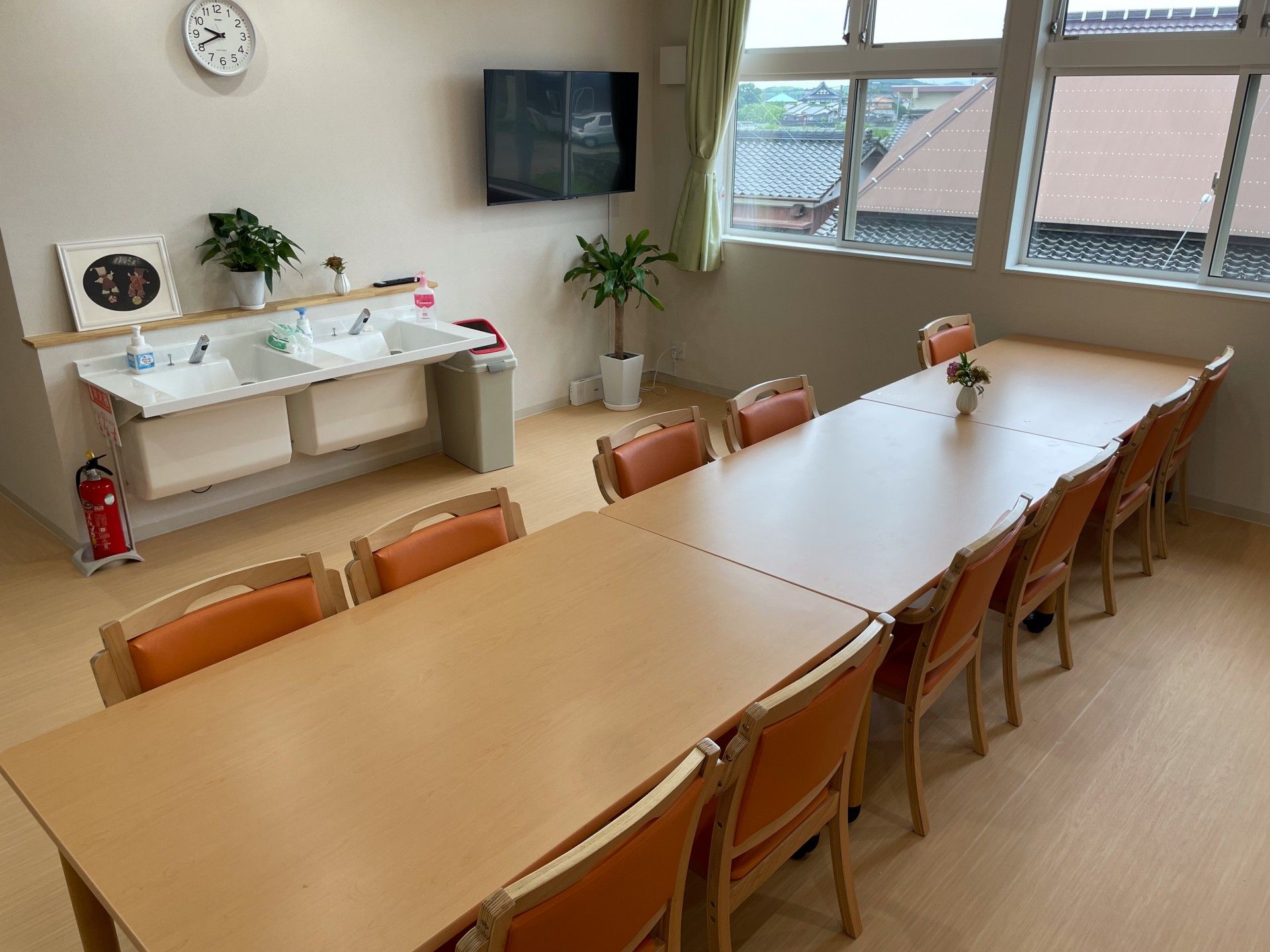 明るい会議スペース