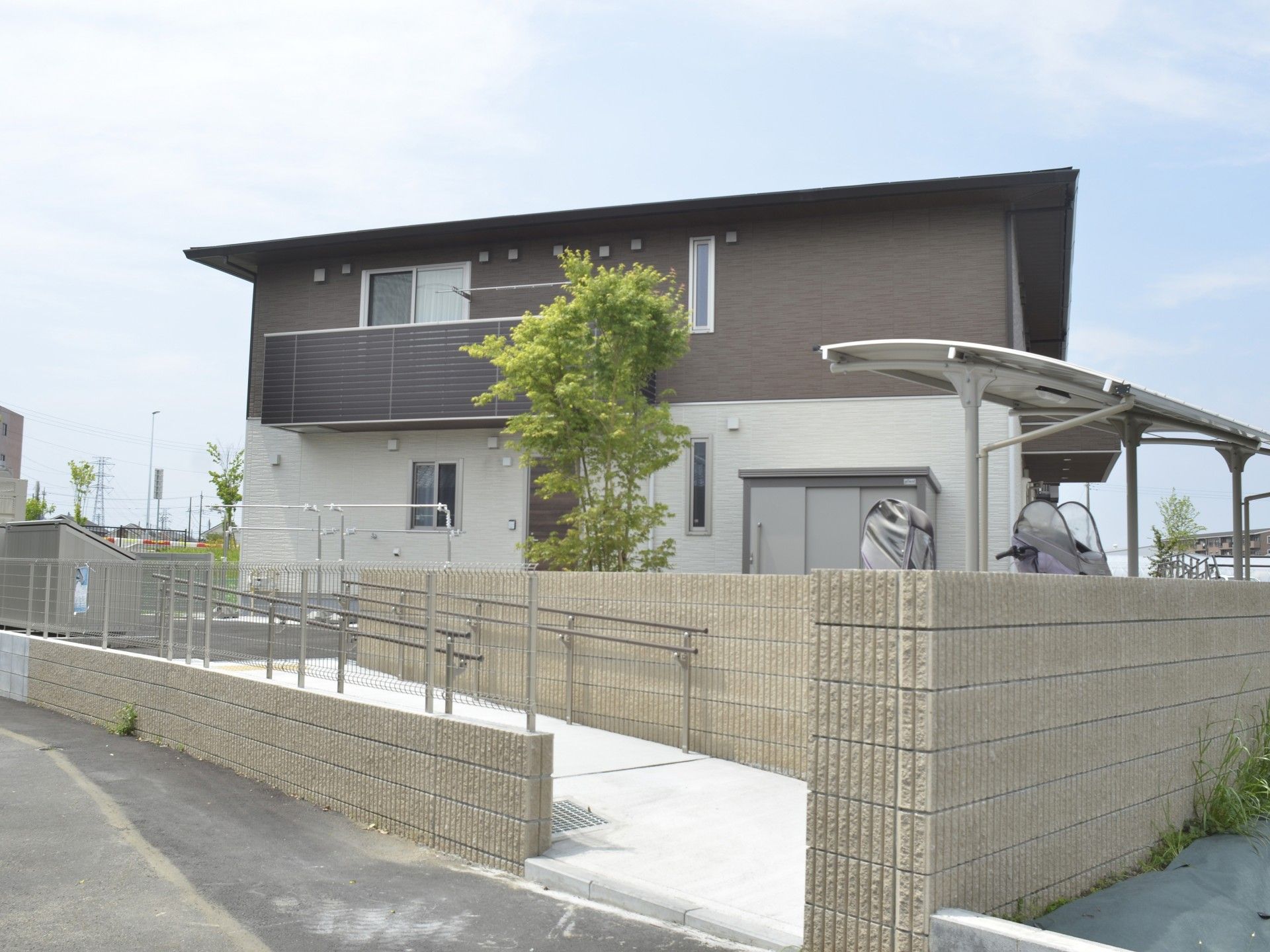 外観とエントランス