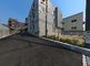 広々とした建物の外観