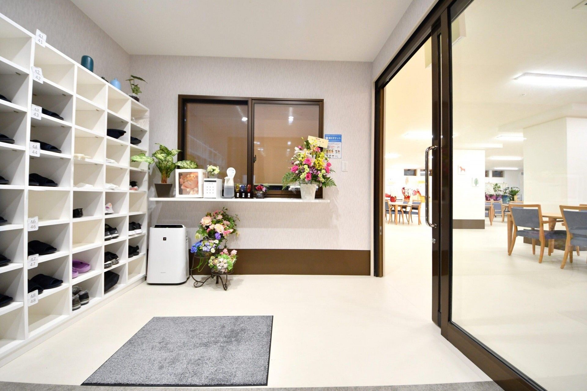 明るいエントランス