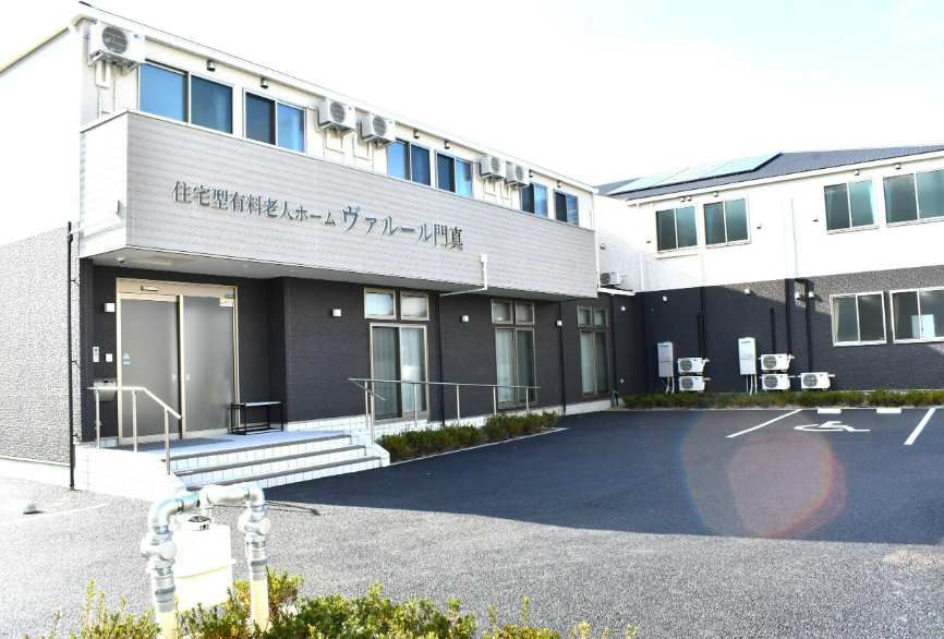 エントランス外観