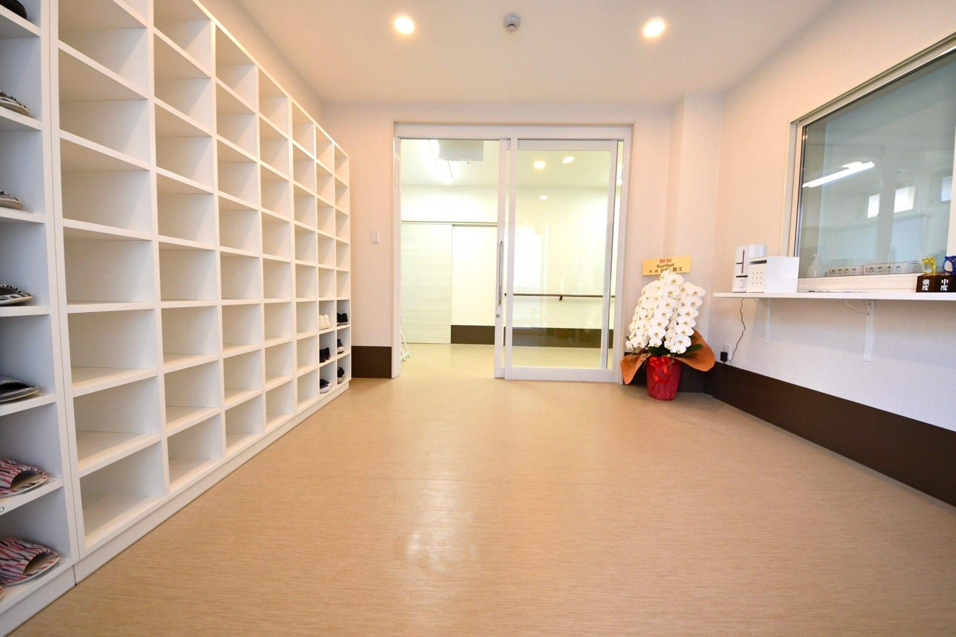 広い玄関スペース