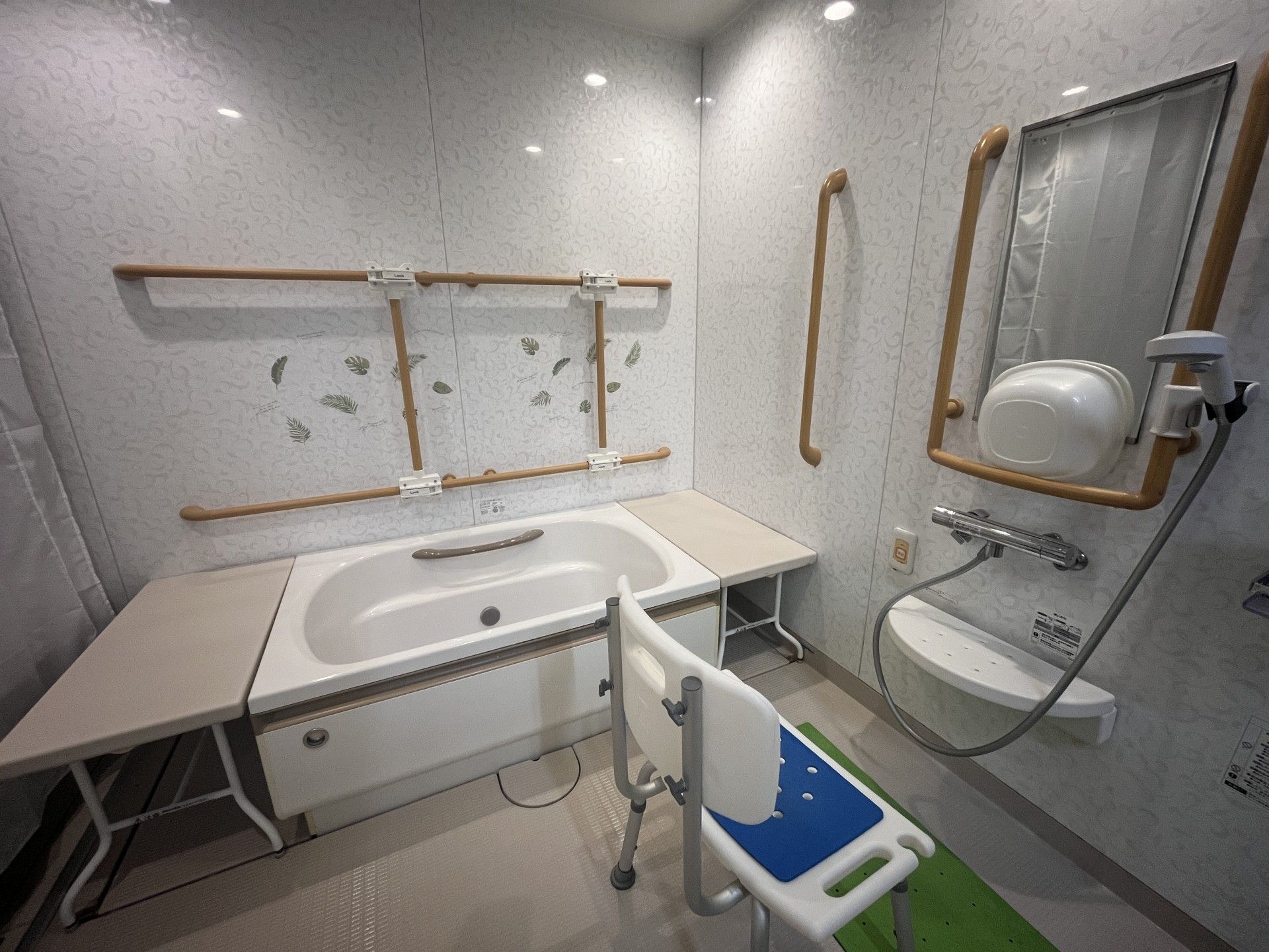 安全に配慮した浴室