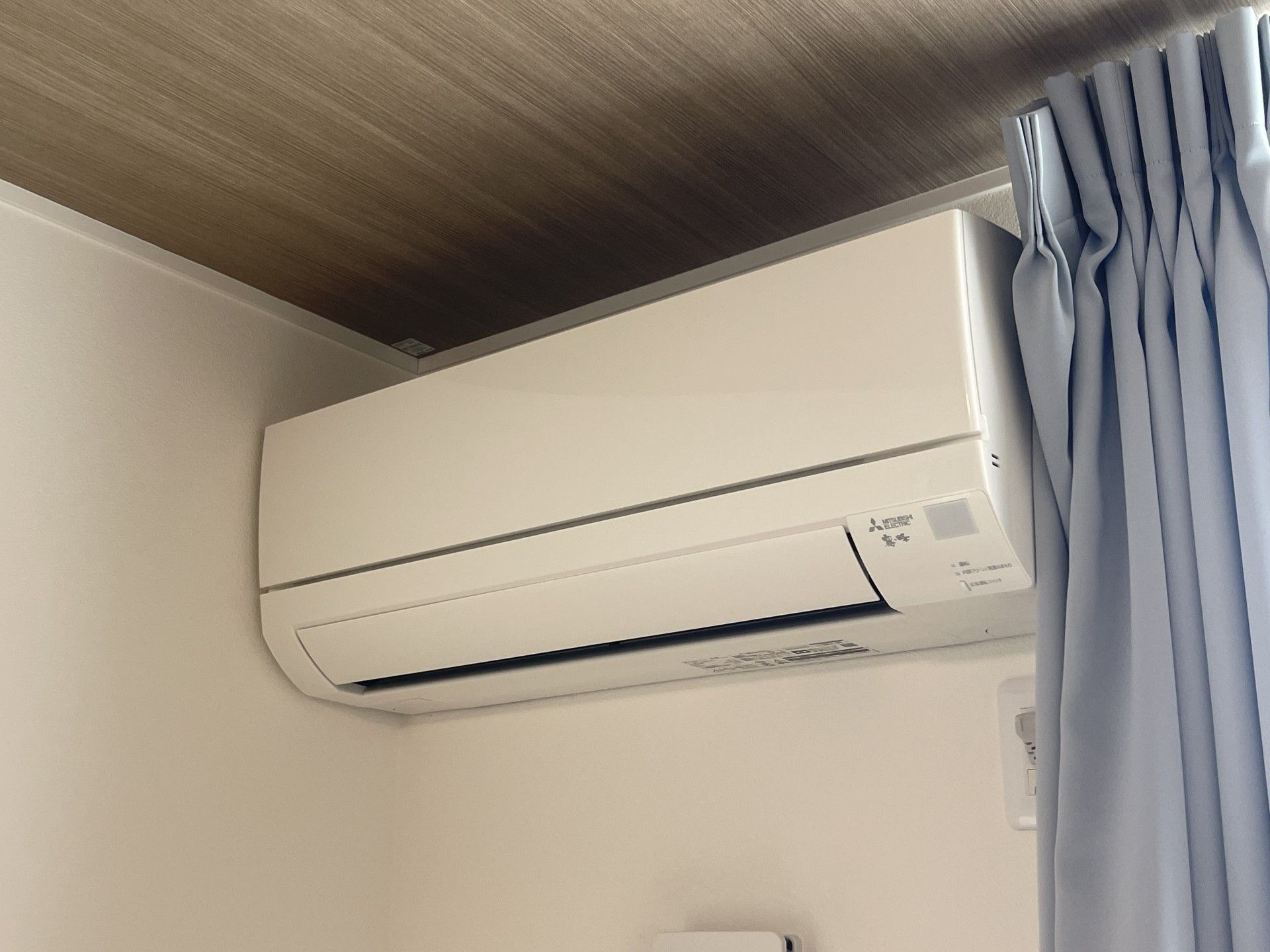 快適な空調設備の部屋