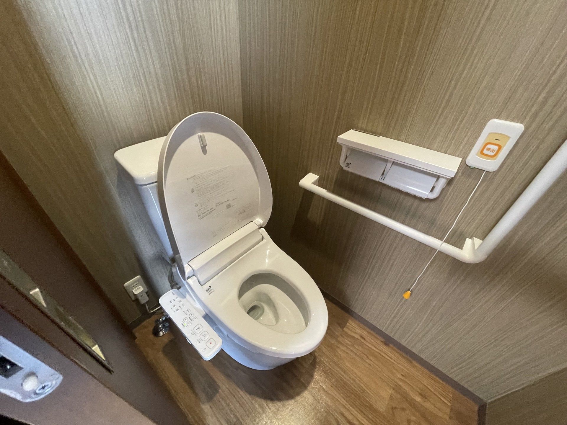 安全に配慮したトイレ
