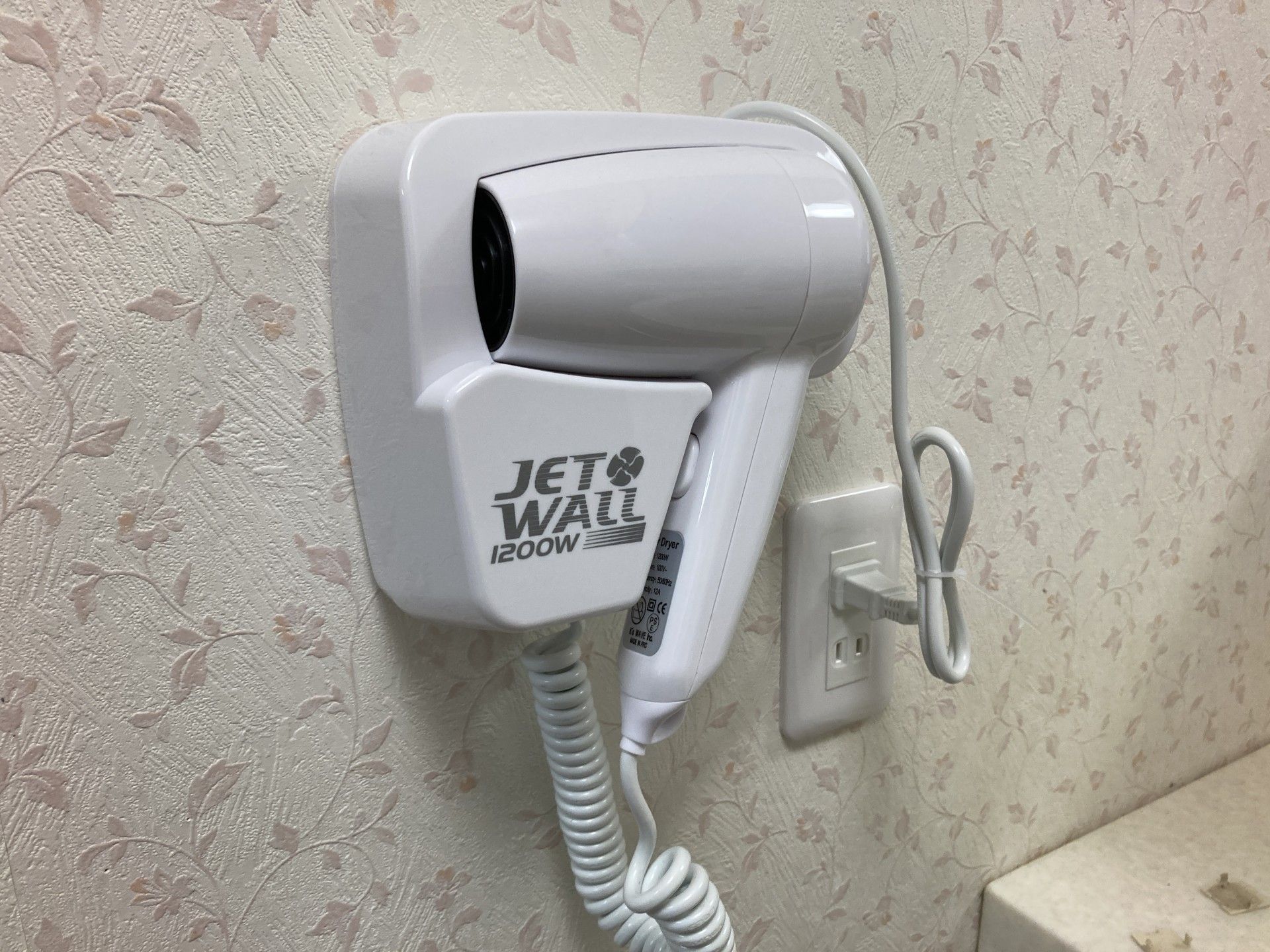 壁掛けドライヤー