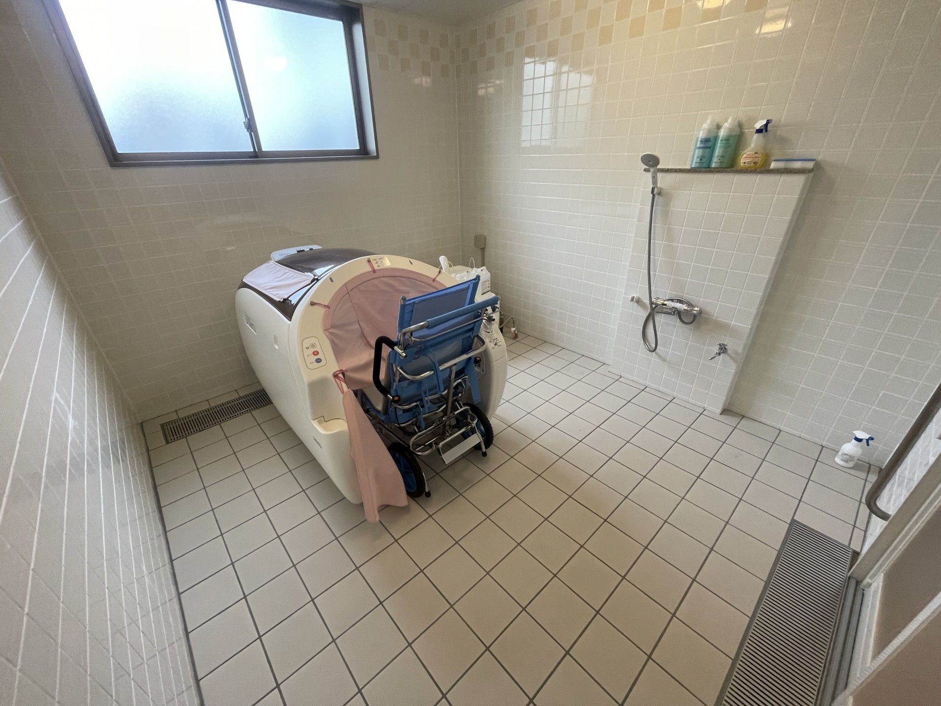 広い浴室と設備