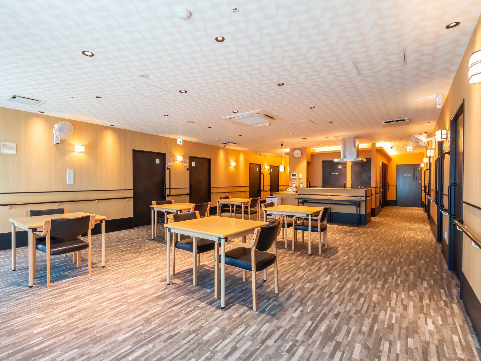 明るい共有スペース