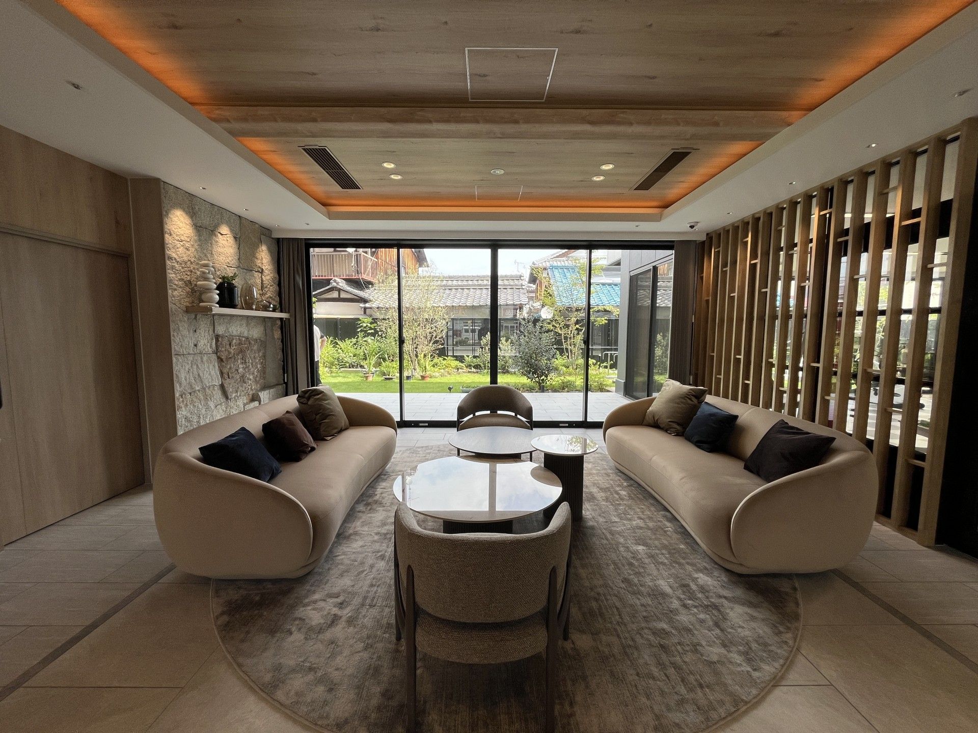 落ち着いた雰囲気のリビング