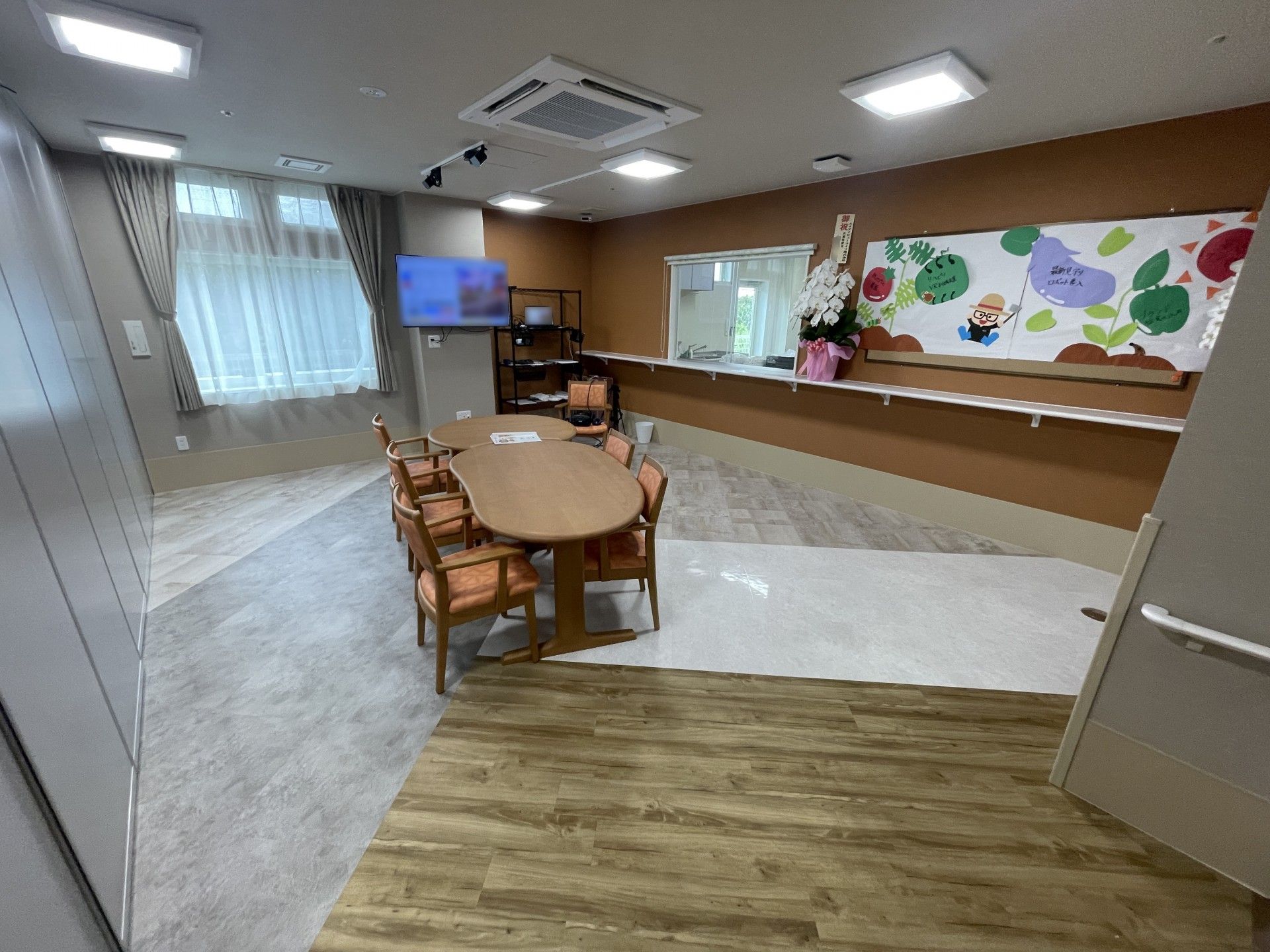 明るい共有スペース