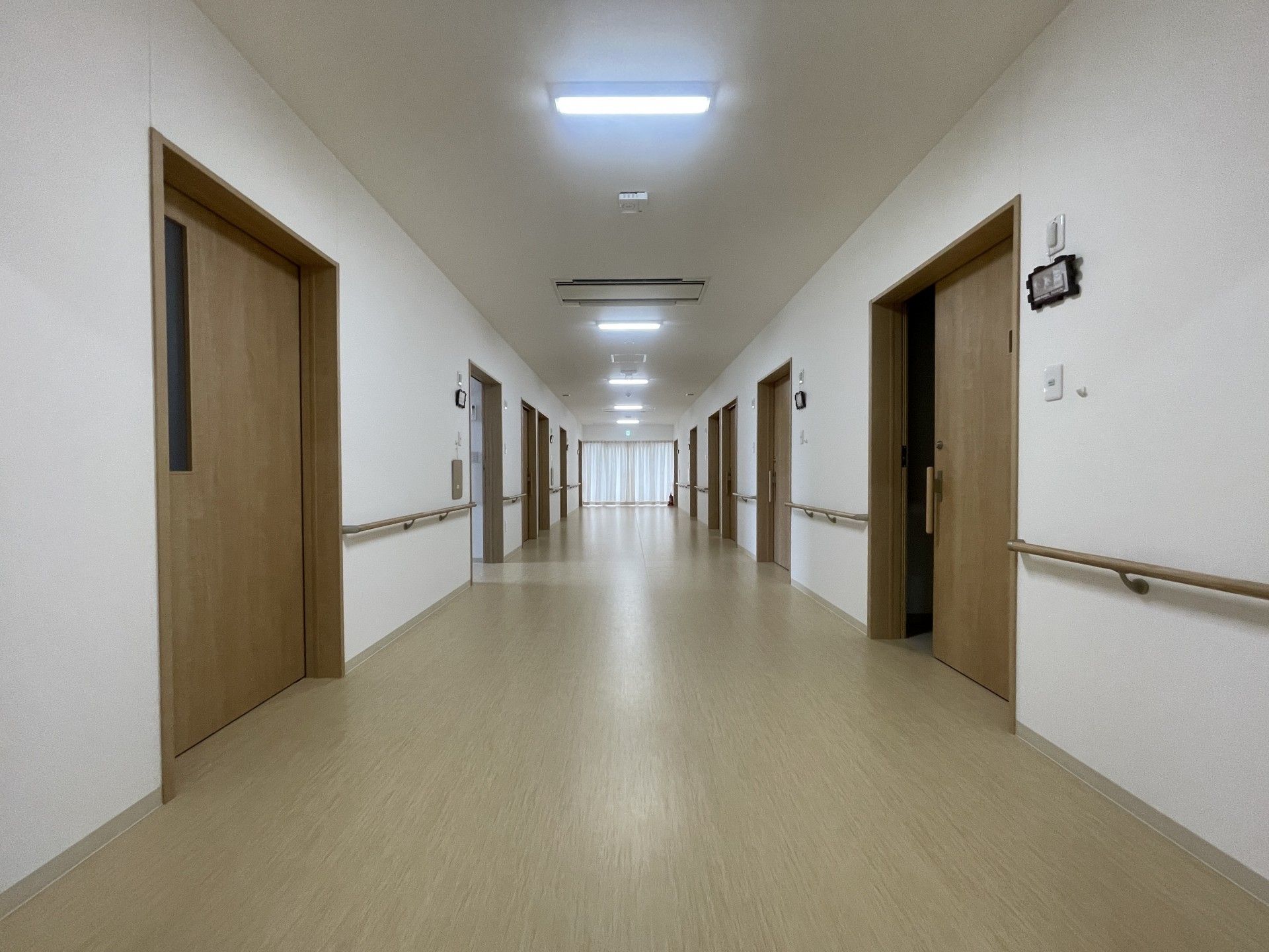 長い廊下