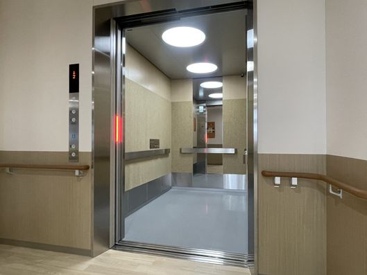 エレベーター