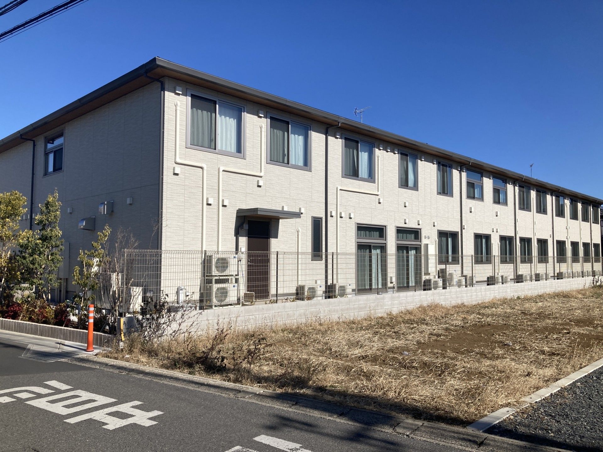 日当たりの良い建物外観