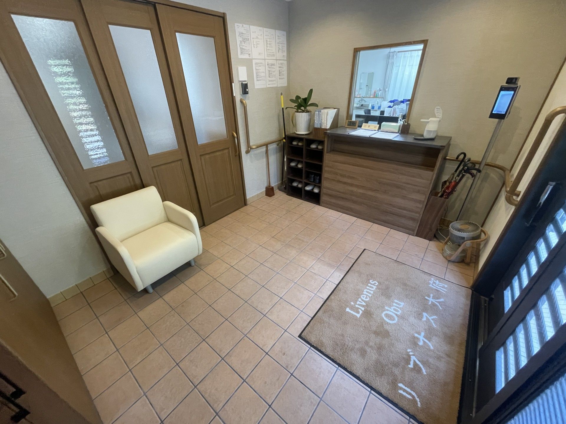 落ち着いた雰囲気の玄関