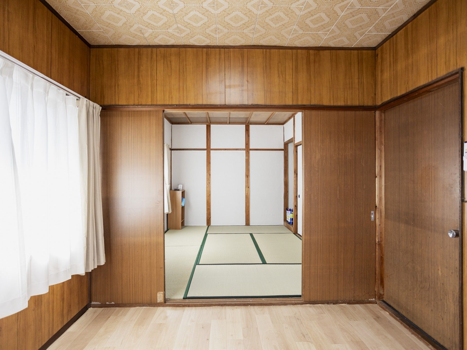 和室の入口