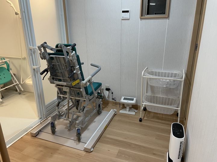 入浴用リフトのある部屋