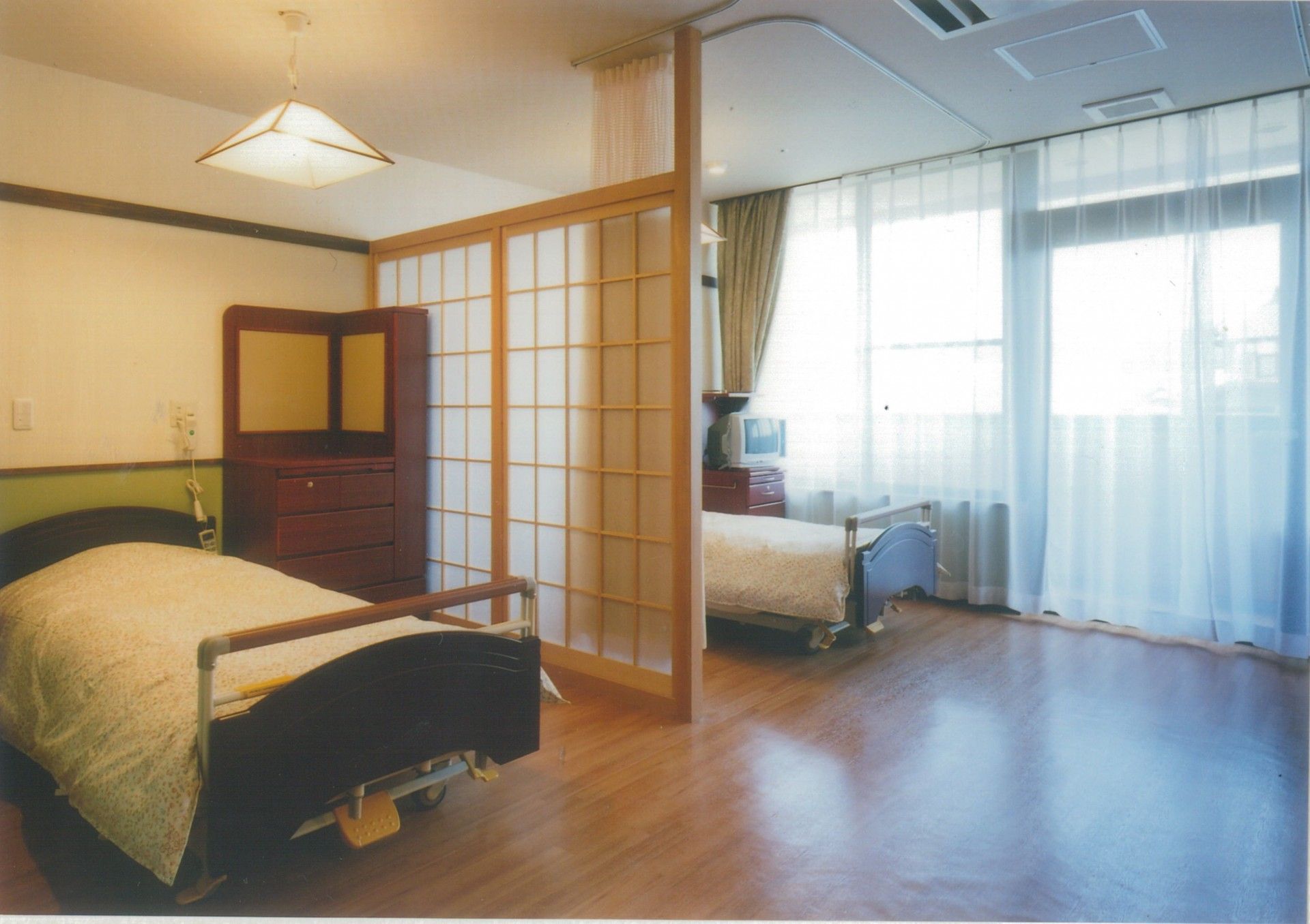 落ち着いた雰囲気の居室