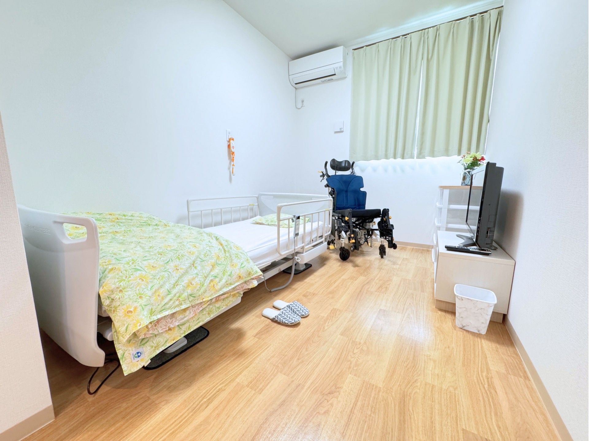落ち着いた個室の様子
